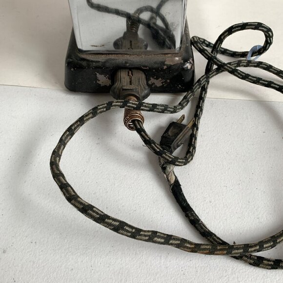 Vintage Dominion Model #1106 Chrome Silver Toaster Wooden Handles - Picture 5 of 7